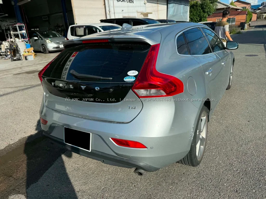 2013 Other Volvo V40 T4 — photo 2 of 14