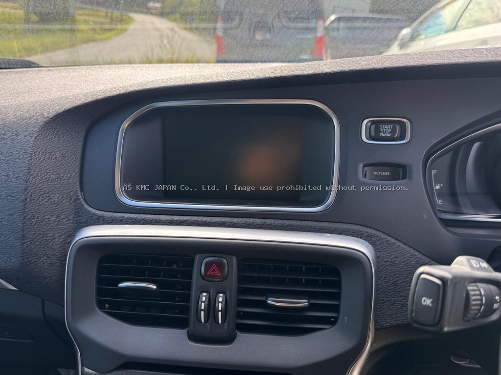 2013 Other Volvo V40 T4 — photo 9 of 14