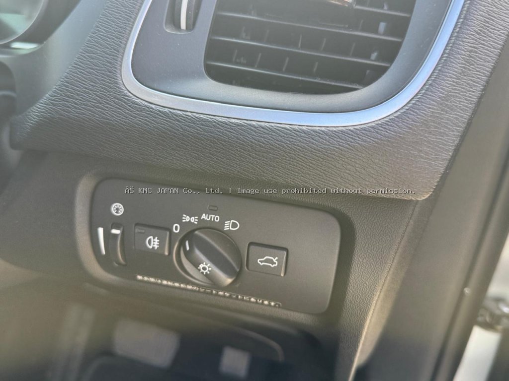 2013 Other Volvo V40 T4 — photo 11 of 14