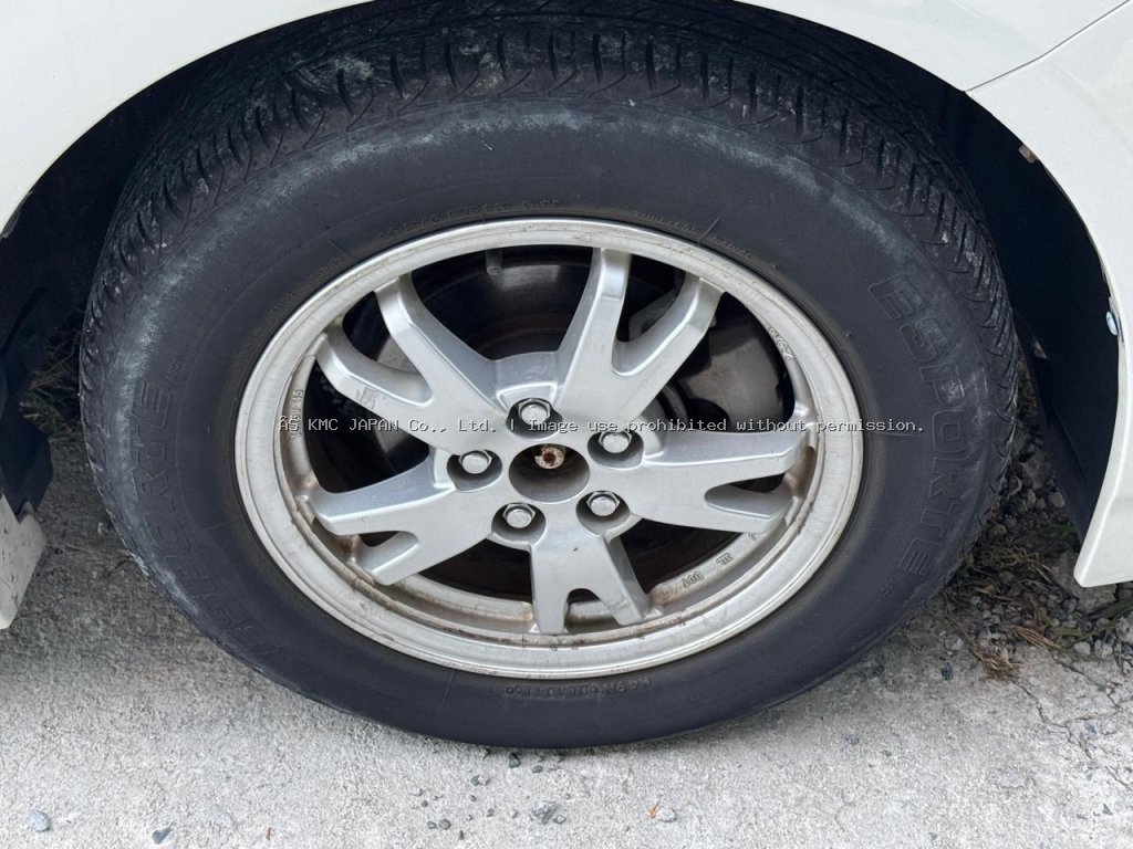 2010 Toyota PRIUS S TAURING SELECTION — photo 13 of 31