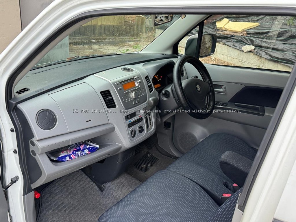 2010 Suzuki Wagon R — photo 12 of 18