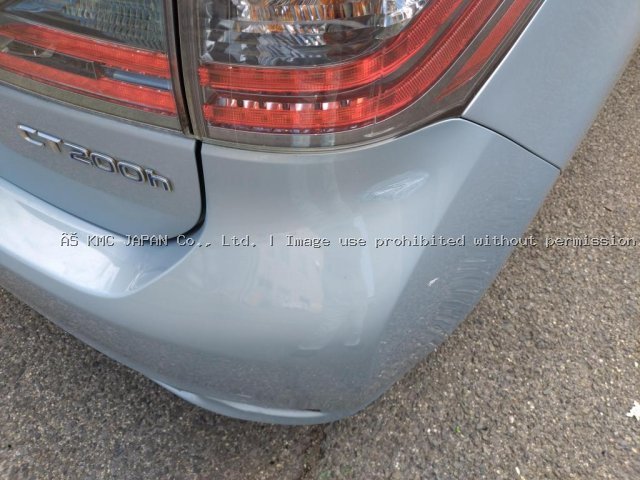 2011 Lexus CT200h VERSION C — photo 3 of 9