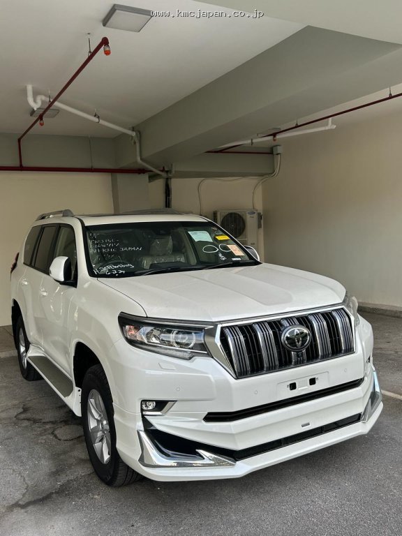 2024 TOYOTA LAND CRUISER PRADO