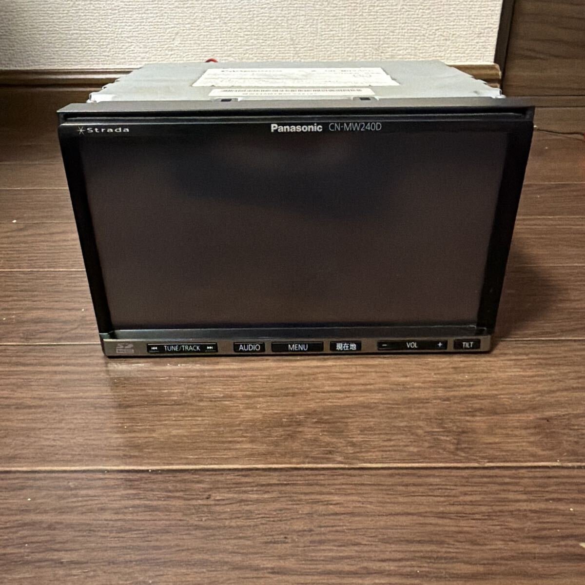 Panasonic Strada CN-MW240D DVD USB iPod 957824