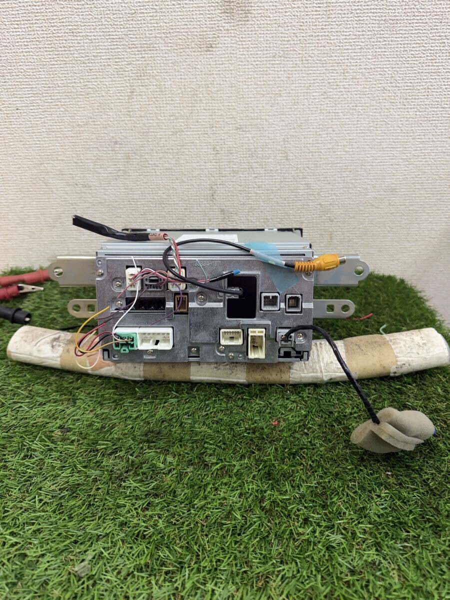 Toyota NSZT-W64 186 832711