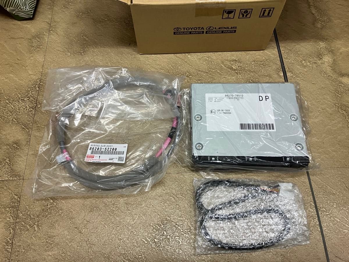 DVD CD 86270-78010 40 Toyota 991616