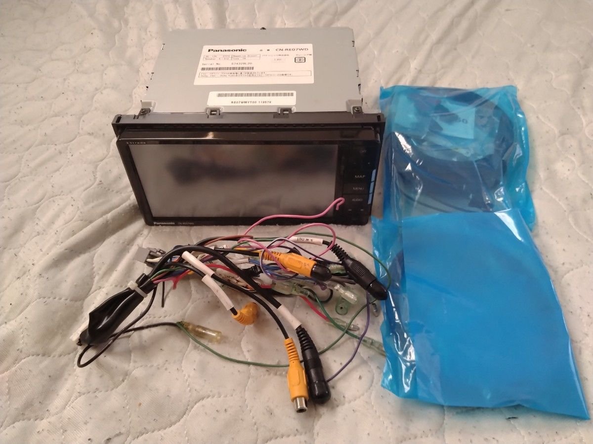 Panasonic Strada CN-RE07WD SD car navigation 200mm 471666