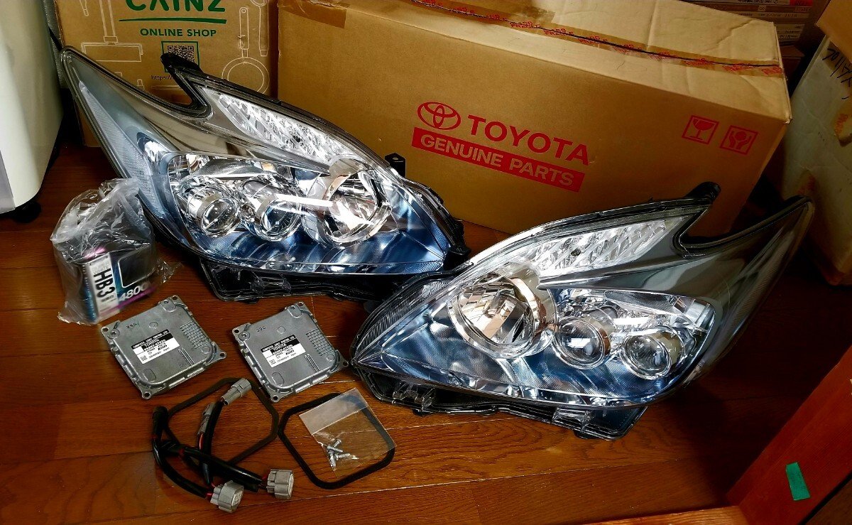 Toyota low-mileage take-off 30 early model Prius LED headlight conversion