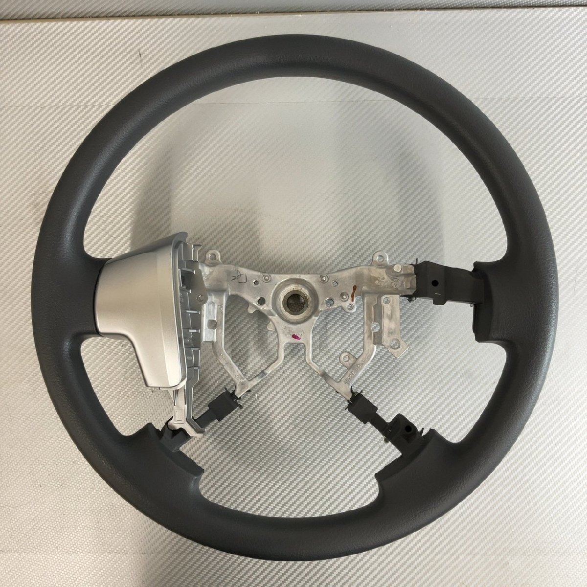Toyota Hiace 200 Series Steering Wheel Take-Off